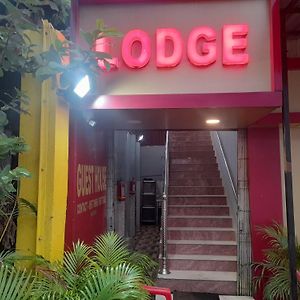 Lodge Babul